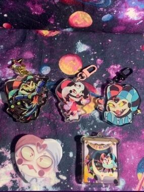 Helluva Boss Fizzarolli Fizz Keychains